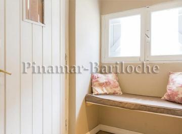 Casa de 3 ambientes, San Carlos de Bariloche · Casa en Alquiler en Bariloche Zona Centro, 2 Dorm a 4 Cuadras del Lago - 989