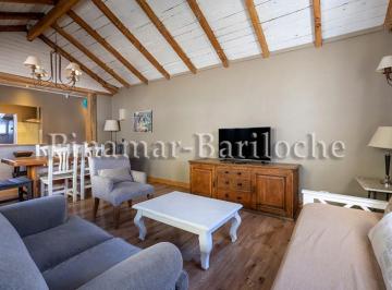 Casa de 3 ambientes, San Carlos de Bariloche · Casa en Alquiler en Bariloche Zona Centro, 2 Dorm a 4 Cuadras del Lago - 989