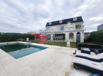 Casa de 7 ambientes, Escobar · Casa en Venta Club Manuel Belgrano, Barrio Cerrado.