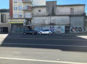Local comercial , Liniers · Av Rivadavia 10.891 - 17 X 80 m