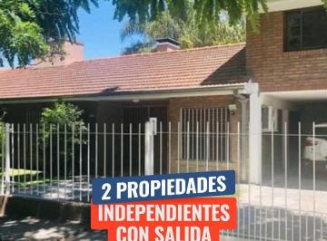 Casa de 7 ambientes, Berazategui · Oportunidad! Gran Quinta con 2 Propiedades con Salidas Independientes!