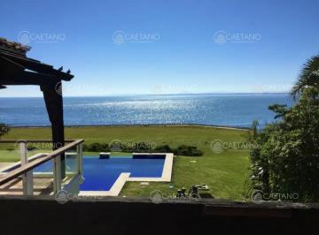 Foto1 · Alquiler Temporada Gran Casa en Punta Ballena en Primera Linea. 5 Dorm.