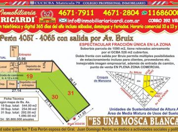 Bodega-Galpón · 526m² · 30 Cocheras · Una Mosca Blanca. Espectacular Fracción 1090 m² de Tierra