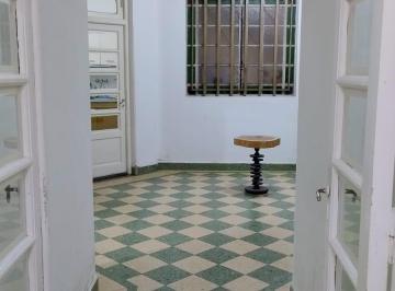 Casa de 3 ambientes, Rosario · Casa Dueño. Terraza Hermosa. Al Frente. un Dormitorio Colon 2950