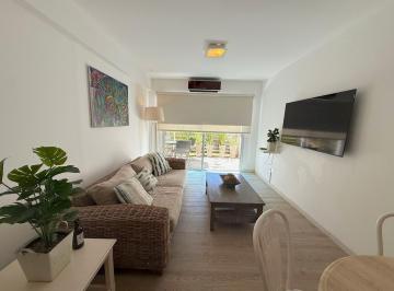 Departamento · 80m² · 3 Ambientes · 1 Cochera · Apartamento en Alquiler en Esturion de Montoya