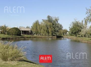 Casa · 800m² · Lote en Venta en Barrio Privado Cruz del Sur Canning