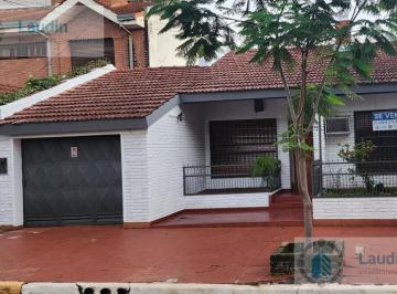 Casa · 254m² · 17 Ambientes · 2 Cocheras · Se Vende Casa Centrica Zona Escuela Fraternidad