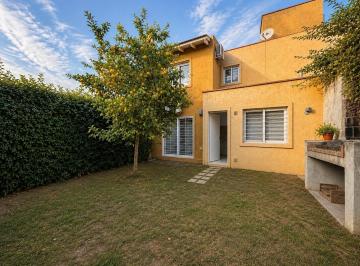 PH · 145m² · 3 Ambientes · 1 Cochera · Duplex Alquller Housing La Gigena 2 Dorm.