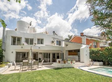 Casa · 200m² · 4 Ambientes · 1 Cochera · Casa en Venta de 5 Ambientes en Country El Venado Canning