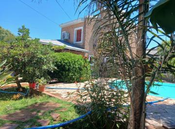 Casa · 260m² · 5 Ambientes · Casa en Venta