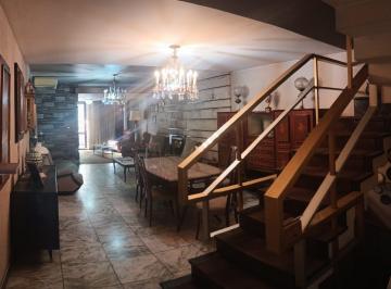 Casa de 6 ambientes, Córdoba · Venta - Casa Bº General Paz