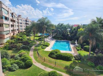 Departamento · 251m² · 3 Dormitorios · 2 Cocheras · Departamento en Venta Village Plaza