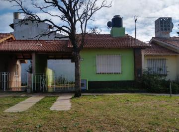 Casa de 2 ambientes, Mar de Ajó · Casa en Lote Propio con Cochera y Patio Oportunidad