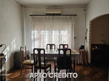 Casa · 120m² · 2 Ambientes · Venta Casa 2 Ambientes 1 Dormitorio en Caseros, Jardín Parrilla