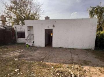 Casa de 3 ambientes, Merlo · Casa en Venta, Mariano Acosta - Merlo