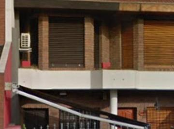 Casa · 130ha · 4 Ambientes · 1 Cochera · Venta Triplex 4 Ambientes Al Frente con Cochera Ramos Mejia