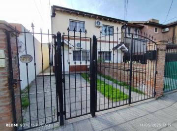 Casa · 243m² · 12 Ambientes · 2 Cocheras · Duplex en Venta