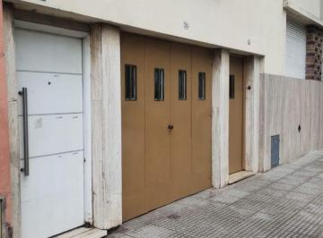PH de 4 ambientes, Parque Avellaneda · PH 4 Ambientes Patio en Planta Baja Sin Expensas Excelente Ubicacion
