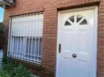 Departamento · 60m² · 3 Ambientes · 1 Cochera · Duplex 3 Ambientes con Cochera Moron