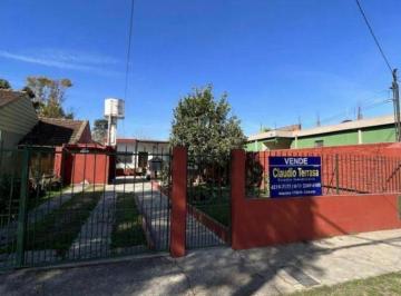 Casa · 500ha · 3 Ambientes · 1 Cochera · Casa en Venta en R. Calzada