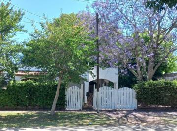 Casa de 5 ambientes, Berazategui · Casa Estilo Colonial