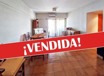Foto · Venta Departamento 3 Ambientes con Balcón en Edificio de Viviendas en Mataderos