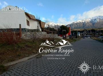 Casa · 140m² · 6 Ambientes · 1 Cochera · Casa en Epuyén - Excelente Ubicación (Fr - 32)