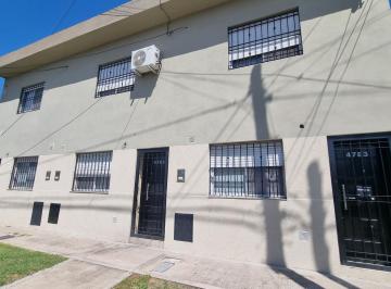 Casa · 65m² · 3 Ambientes · Duplex en Villa La Florida, 3 Amb, Sin Cochera