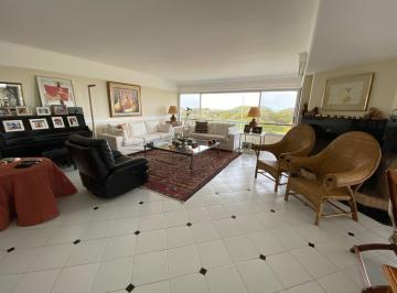 Departamento · 170m² · 4 Ambientes · 2 Cocheras · Departamento en Aguas Azules