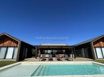 Foto1 · Casa en Venta de 4 Dorm. en Pueblo Mio, Punta del Este.