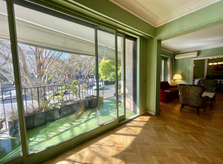 Departamento · 390m² · 8 Ambientes · 2 Cocheras
