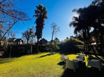 Casa · 328m² · 5 Ambientes · 1 Cochera · Venta Casa 4 Amb en San Martin Suhr Horeis