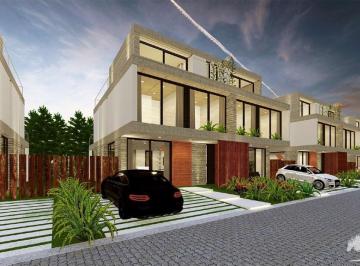 Casa · 170m² · 5 Ambientes · 1 Cochera · Town Houses en Venta, El Olivar