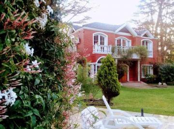 Casa de 5 ambientes, Ituzaingó · Chalet 5 Ambientes en Venta, Parque Leloir