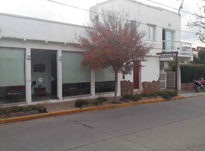 Casa · 370m² · 10 Ambientes · 5 Cocheras