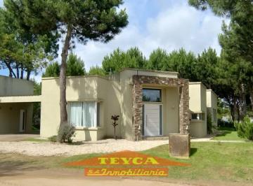 Casa · 216m² · 4 Ambientes · Casa en Venta, Zona Herradura, Pinamar
