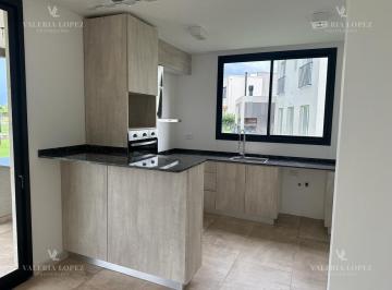 Casa · 249m² · 5 Ambientes · 2 Cocheras · Casa en Venta en El Cantón Golf, El Cantón, Escobar