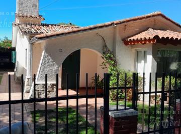 Casa · 466m² · Casa Habitaciones Privadas en Venta | Bº Centro | Santa Rosa de Calamuchita