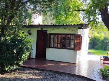 Casa de 4 ambientes, Ituzaingó · Casa en Venta, 4 Ambientes, Sobre 4 Lotes, Villa Udaondo.