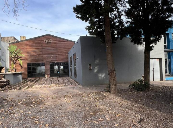 Local comercial · 314m²
