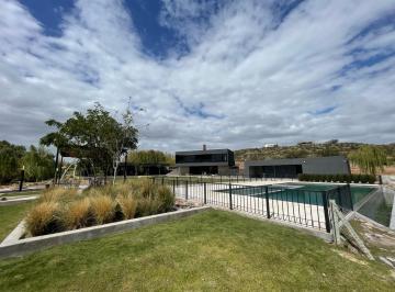 Terreno · 810m² · Terreno en Barrio Aguaribay, Panamericana, Lujan de Cuyo