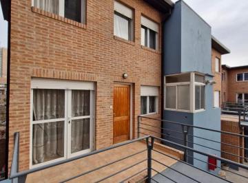 Casa · 80m² · 2 Dormitorios · 1 Cochera · Casa en Venta