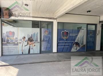 Local comercial · 75m² · 3 Ambientes · Local en San Isidro
