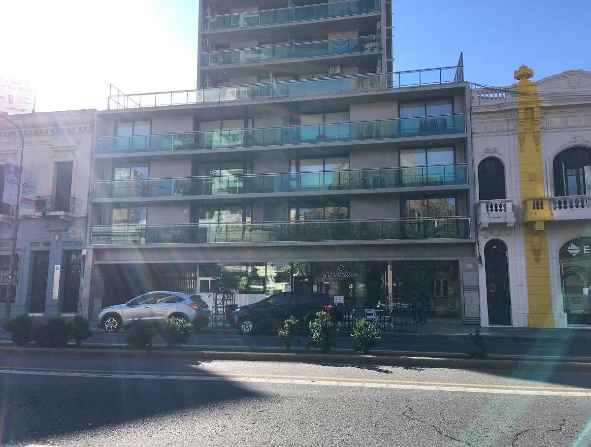 Avenida Pellegrini 1558, Centro, Distrito Centro