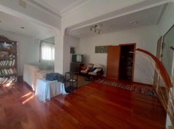 Casa · 281m² · 6 Ambientes · 3 Cocheras · Casa en Roque Saenz Peña