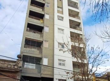 Departamento de 2 ambientes Alquiler $ 450.000 · Cochabamba 1143 Piso 7º Depto 1º