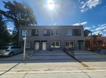 Casa de 4 ambientes, Tigre · Condominio Village Estrada 1798. Esq. Bolivia - Duplex a Estrenar. 3 Dorm. Jardin