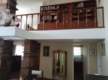 Casa de 8 ambientes, Córdoba · Marques de Sobremonte - Vendo Impecable!casa 3 Dorm, Liv/c. Coc/c Quincho Jard. Prox. Mons. P. Cabr