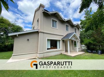 Casa · 200m² · 4 Ambientes · 2 Cocheras · Casa en Venta en Barrio Cerrado Septiembre! 5 Ambientes con