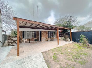 Casa · 115m² · 3 Ambientes · 2 Cocheras · Venta Casa Curva de Maroñas
